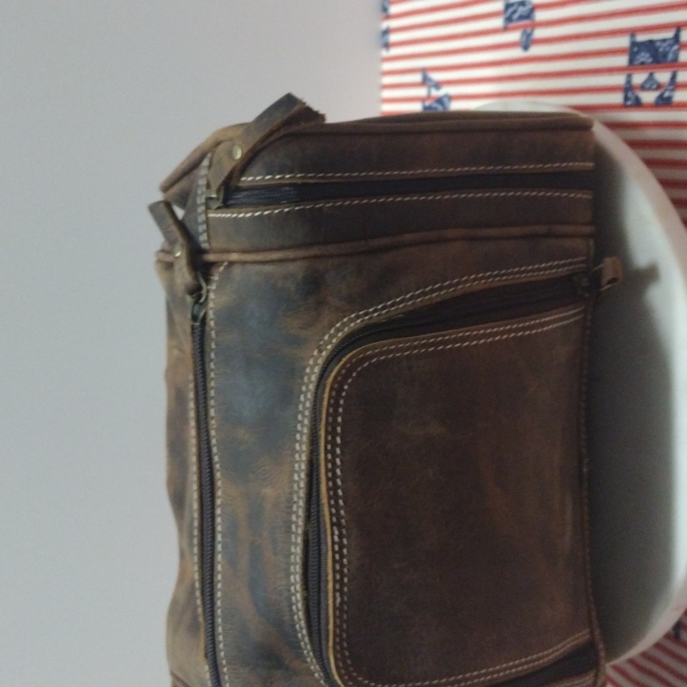 SNO Brown Multiple Zipper Pockets Leather Bag with Handle - Picture 3 of 16